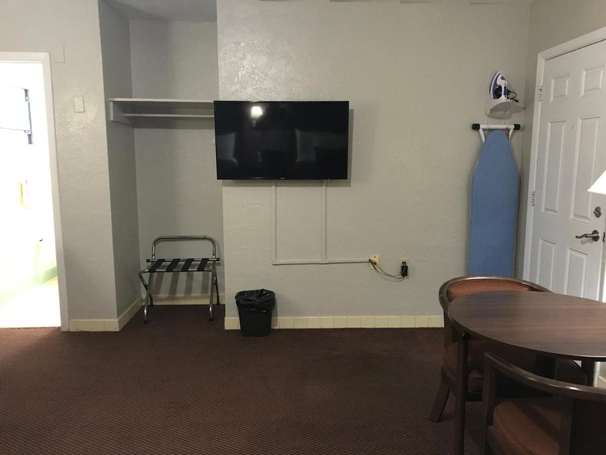 Silver Princess Motel Окала Экстерьер фото
